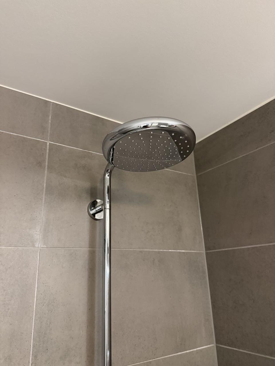 Douche à l'italienne carrelée